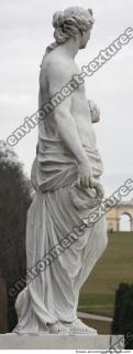 historical statue 0098